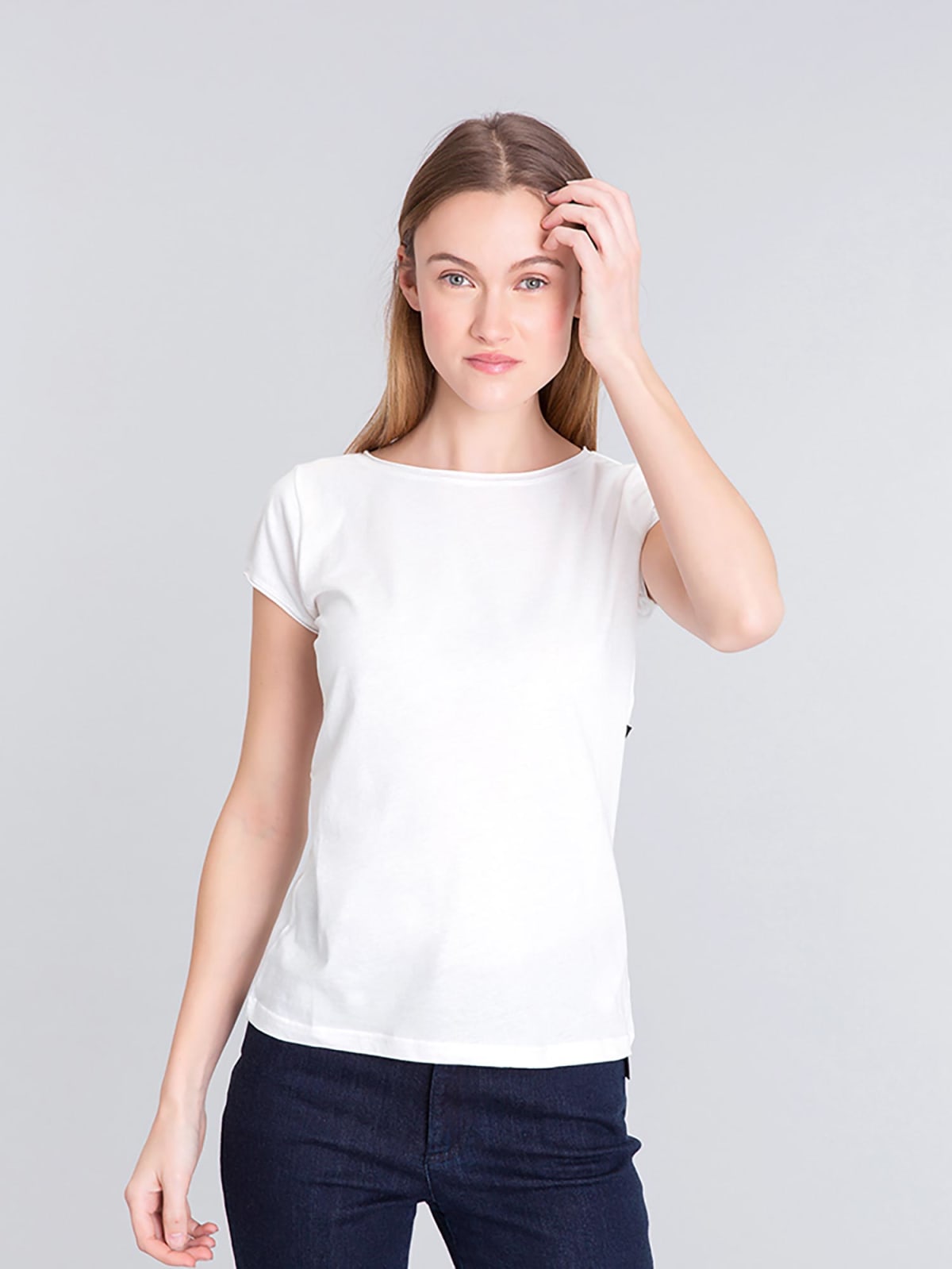 white short sleeve Australia t-shirt