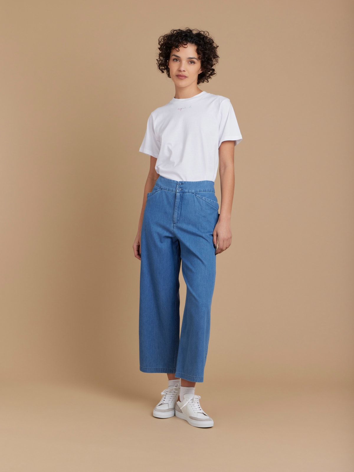 blue cotton high-waisted cropped pants