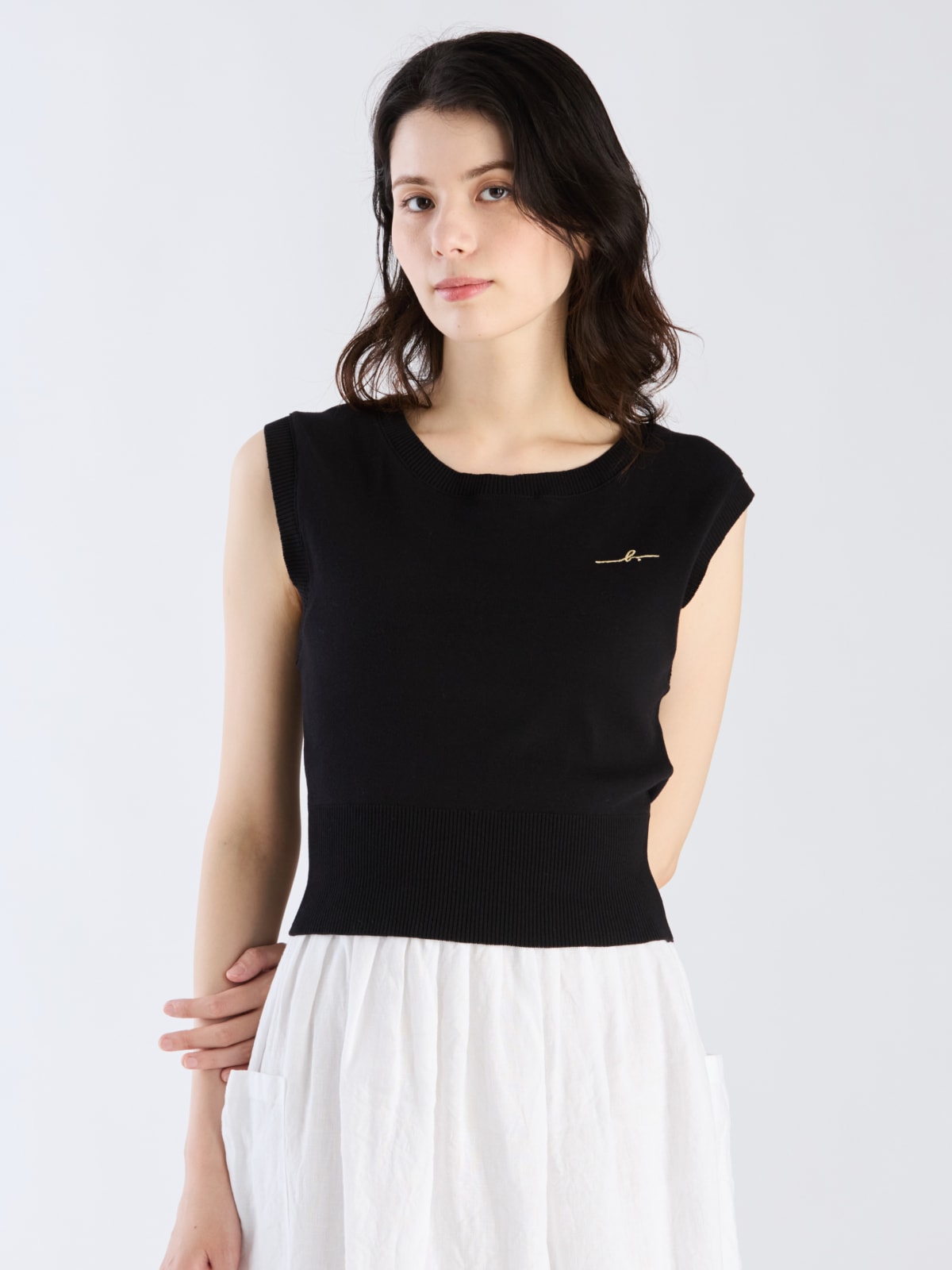 black cotton Ovaline t-shirt