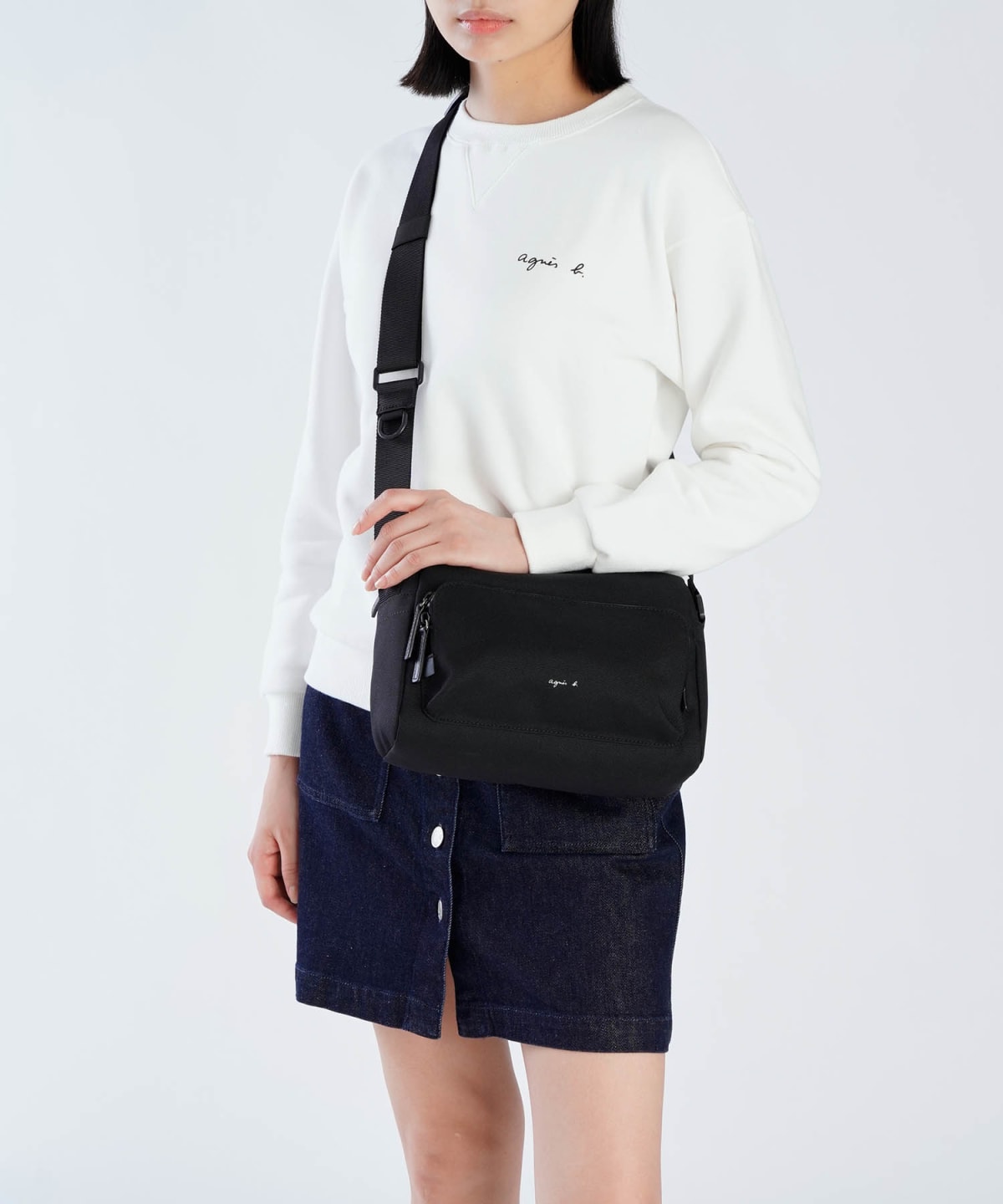 black nylon shoulder bag
