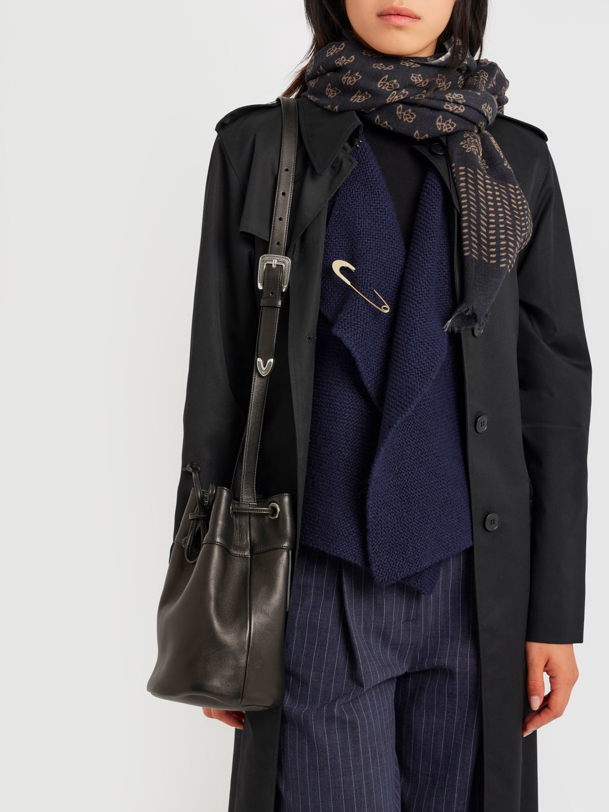 sac Yse en cuir noir image number 7