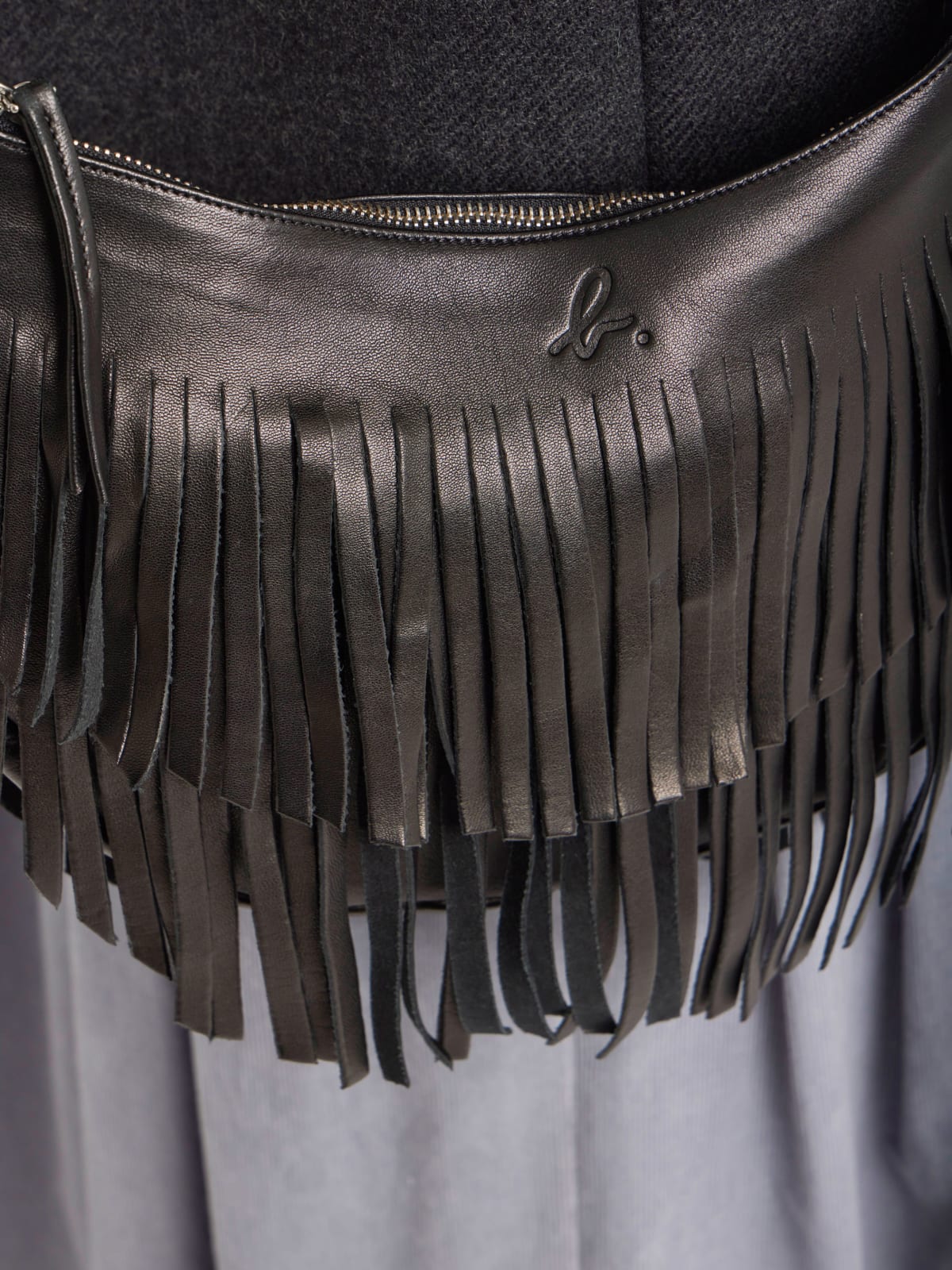 black leather Awa bag image number 6