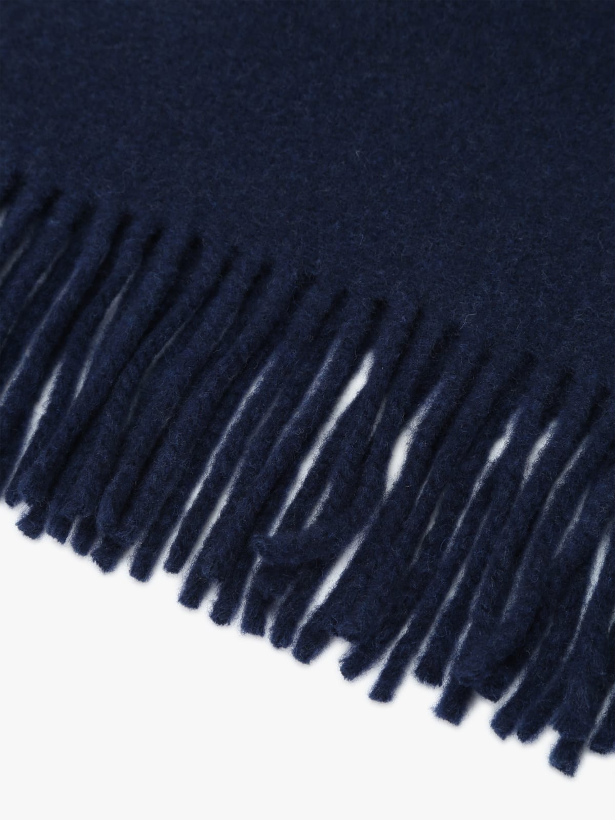 Danny wool scarf image number 2