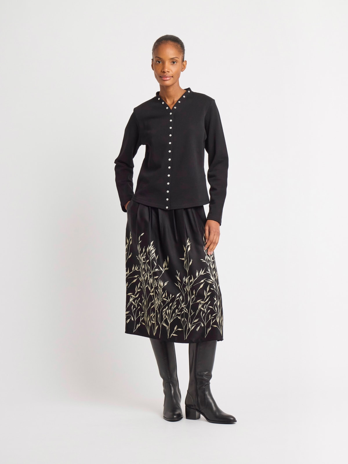 black cotton 2004 snap cardigan