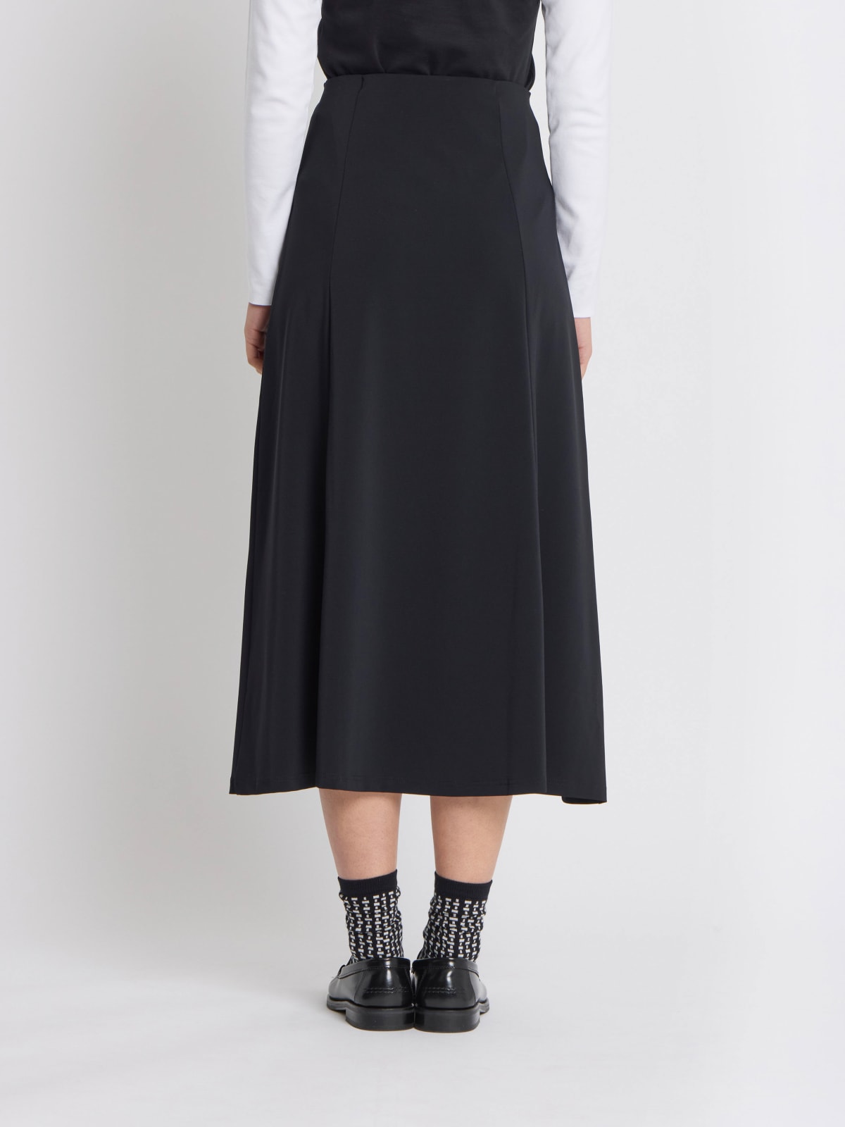 jupe en cr&ecirc;pe de polyamide noir image number 4