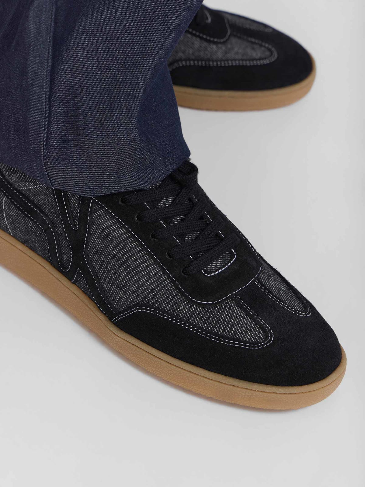 black B long denim sneakers