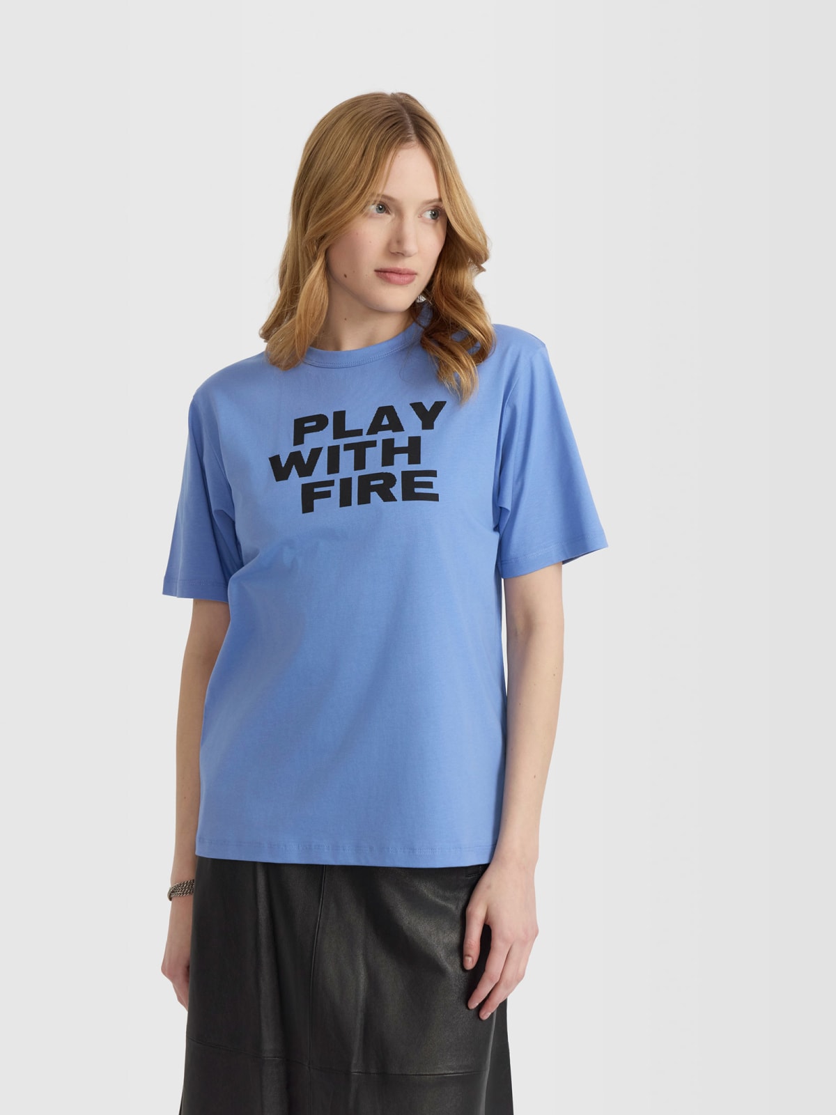 t-shirt B. Style en jersey de coton s&eacute;rigraphi&eacute; "Play With Fire" bleu