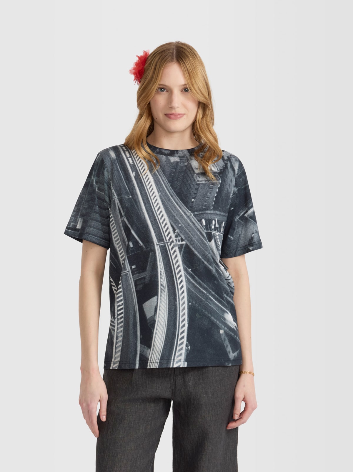 b. Style cotton t-shirt printed with digital photo by agn&egrave;s b.