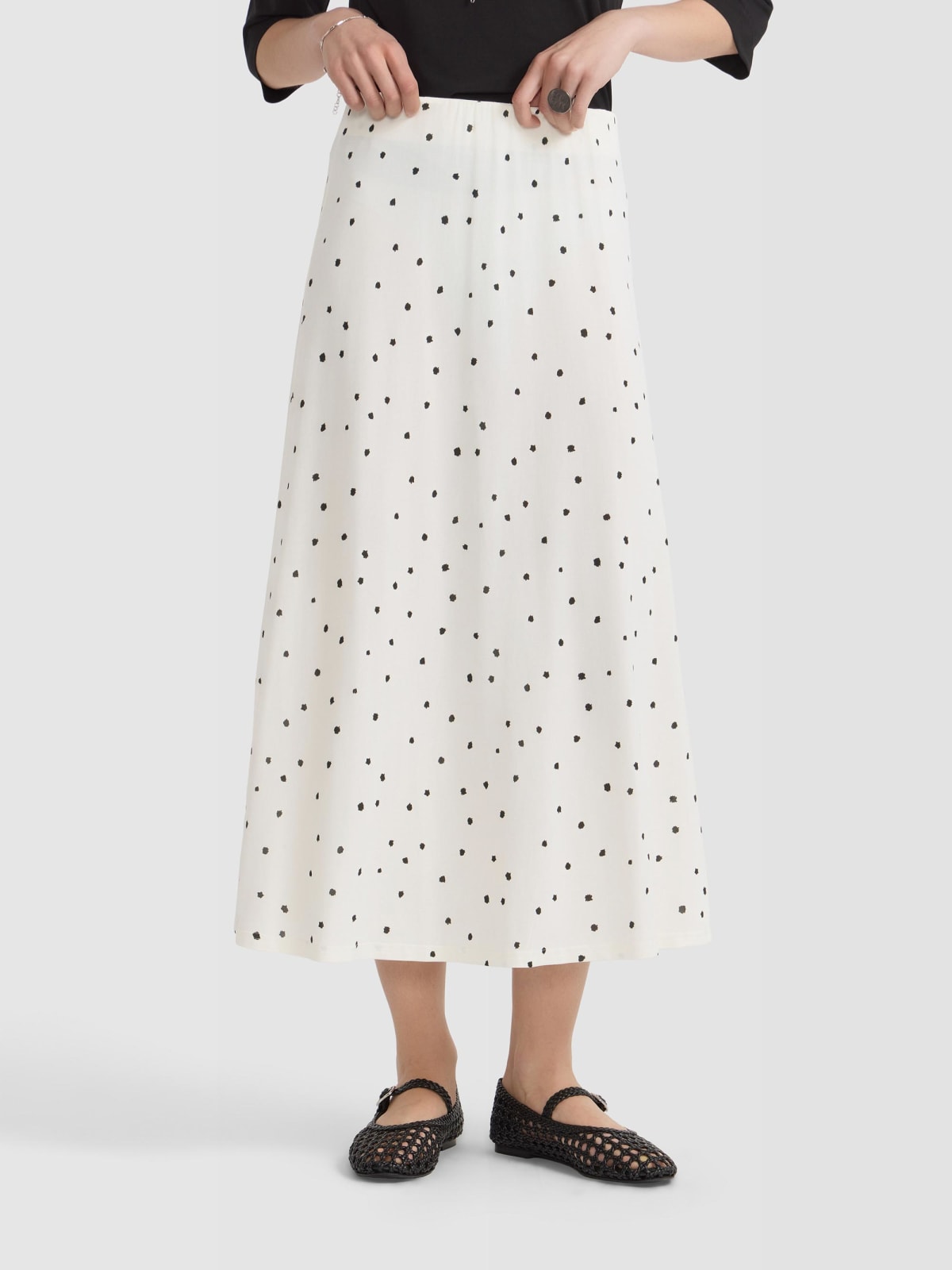 lily On&eacute;lie skirt