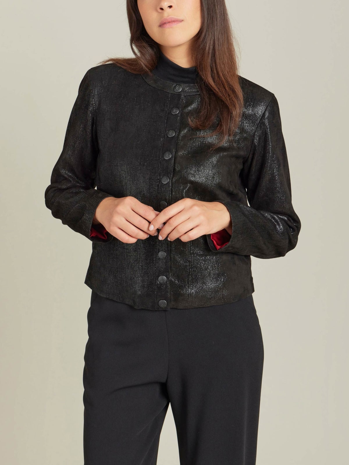 cardigan pression en cuir noir