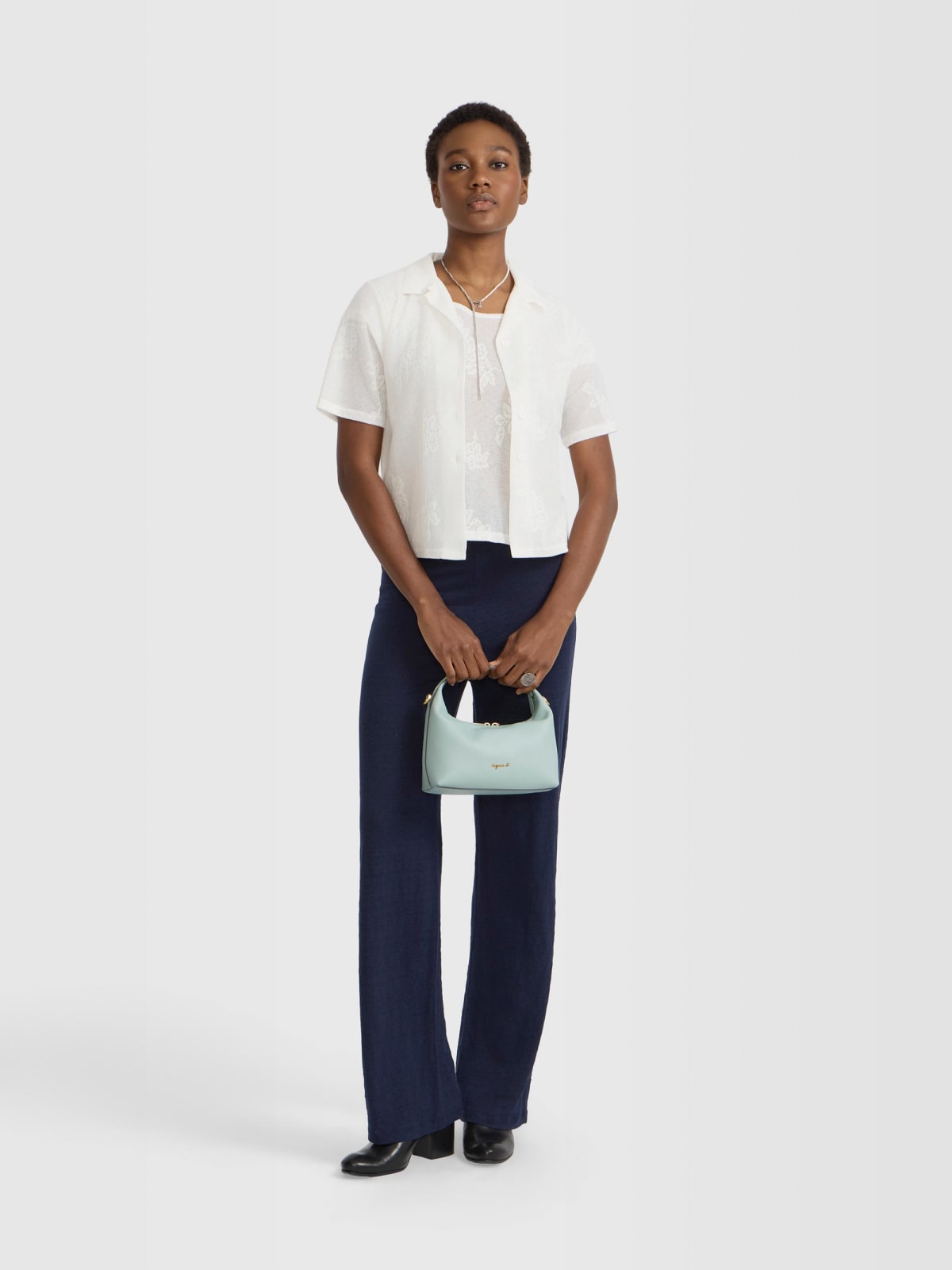 pantalon El&eacute;gant en lin bleu marine