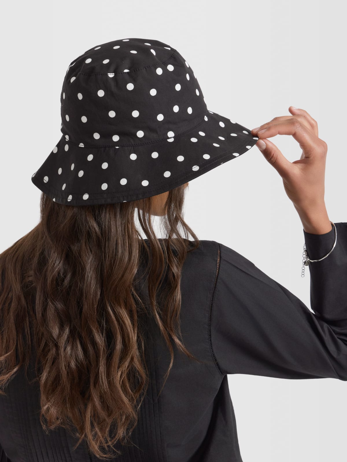 black Monia reversible cotton hat