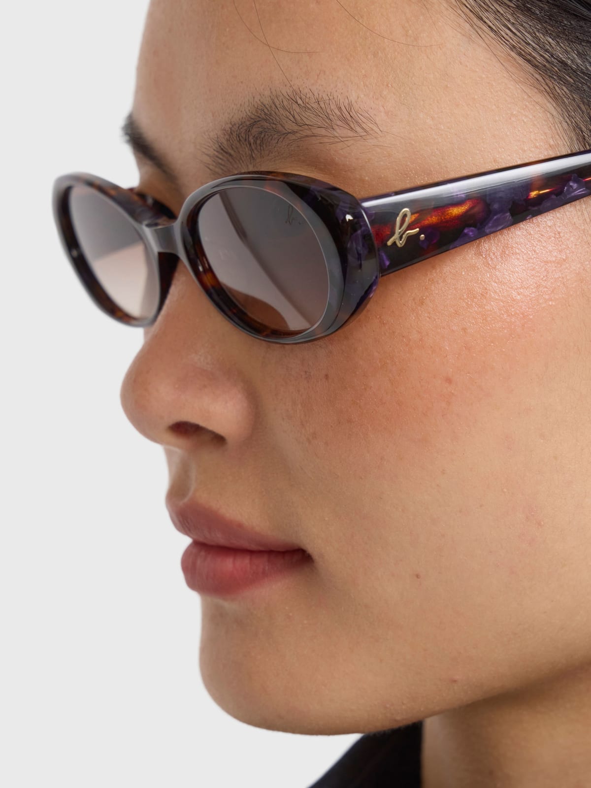 Mimi oval sunglasses image number 3