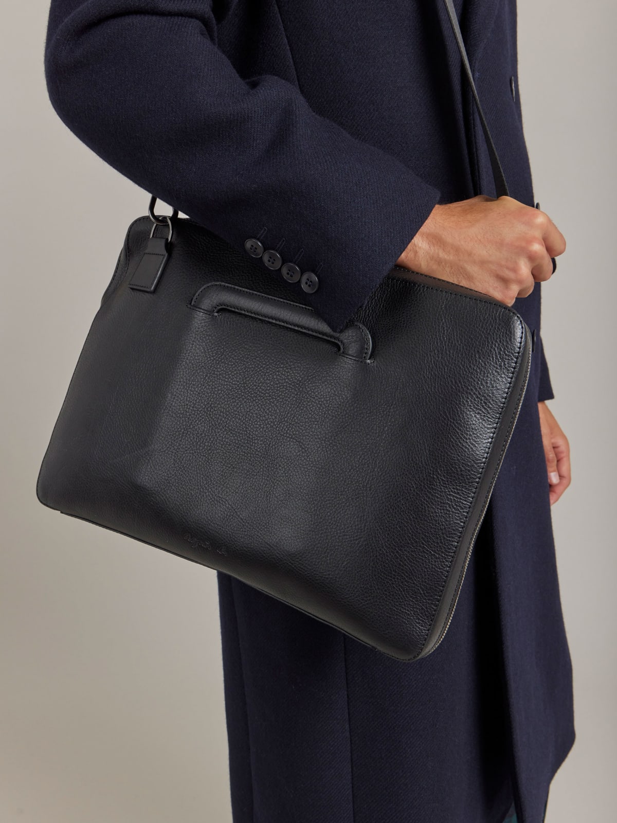 black leather Scott laptop bag image number 5