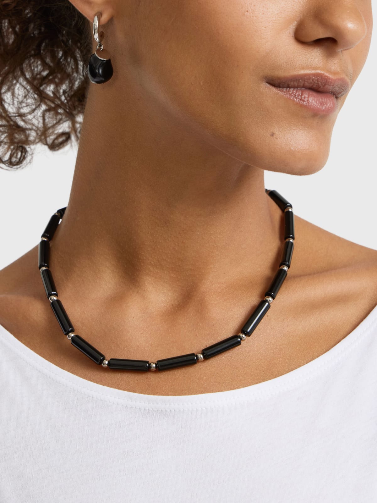 Claus necklace image number 2