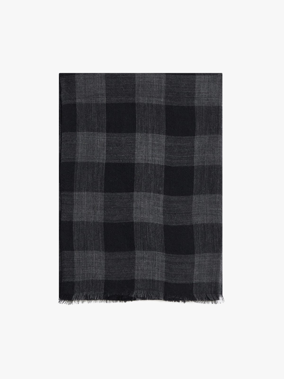 Val&eacute;ry plaid cashmere scarf