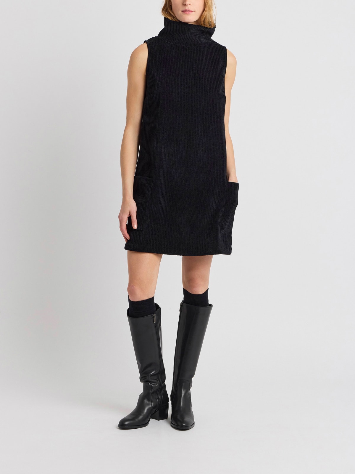 black jersey corduroy Maoris dress