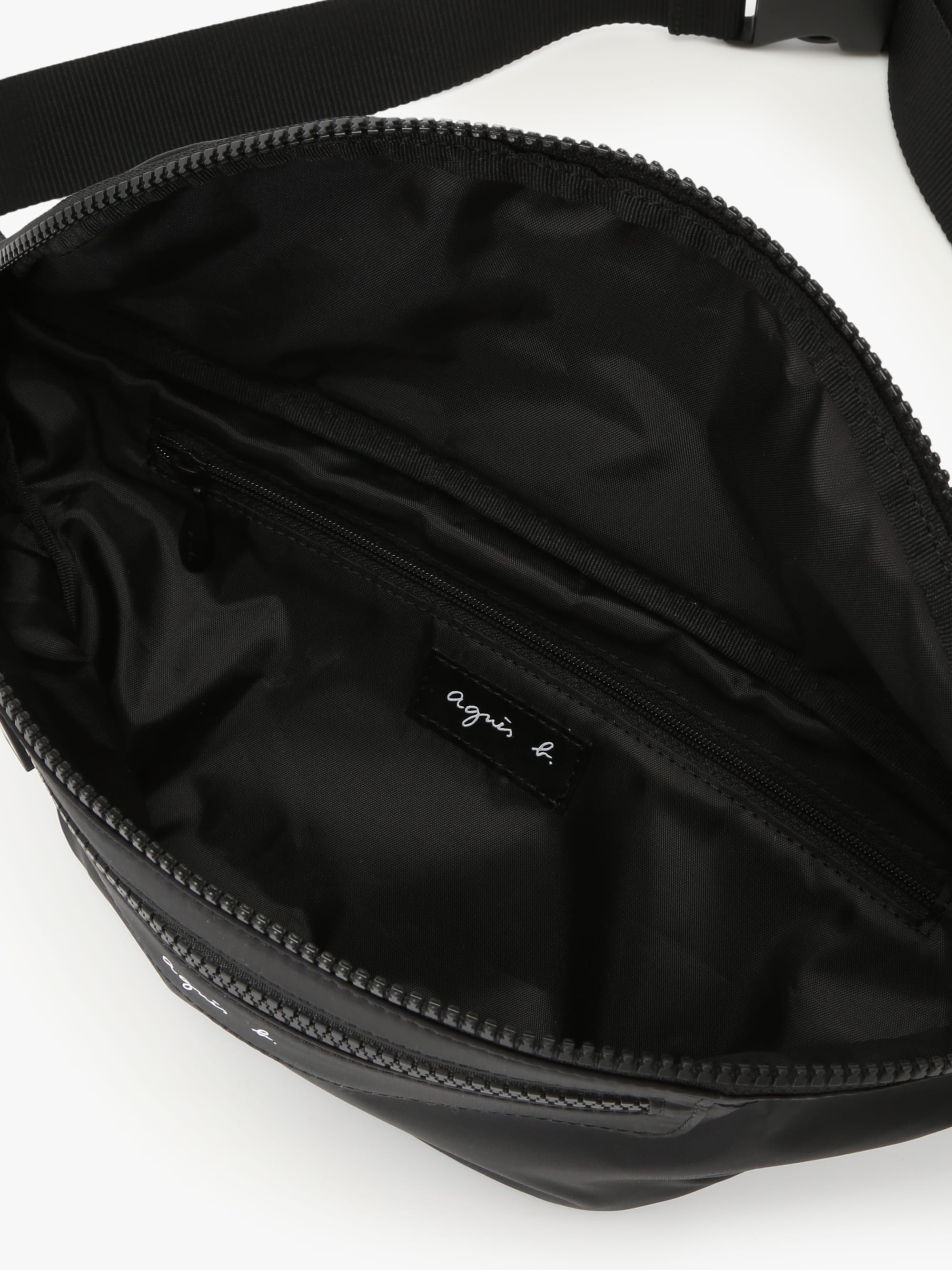 archive agnès b. nylon shoulder bag y2k P357VNO9_000_7.jpg