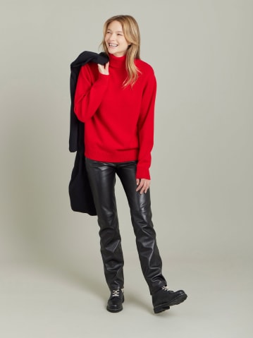 red cashmere Senga jumper