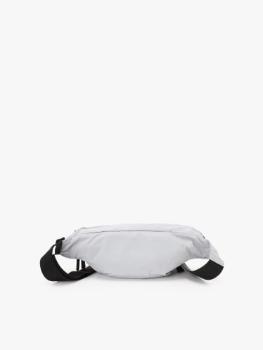 sac banane en nylon gris image number 1