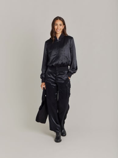 blouson en satin noir
