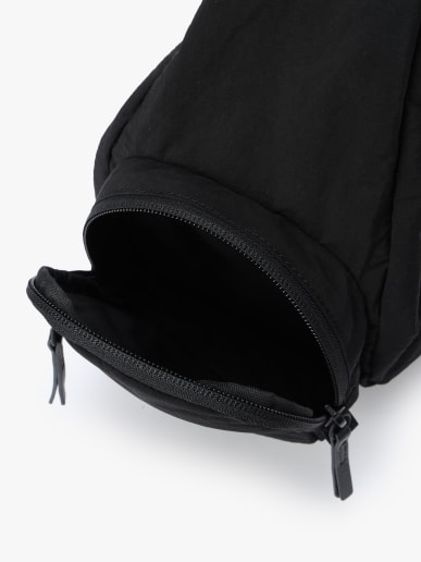 black handbag image number 4