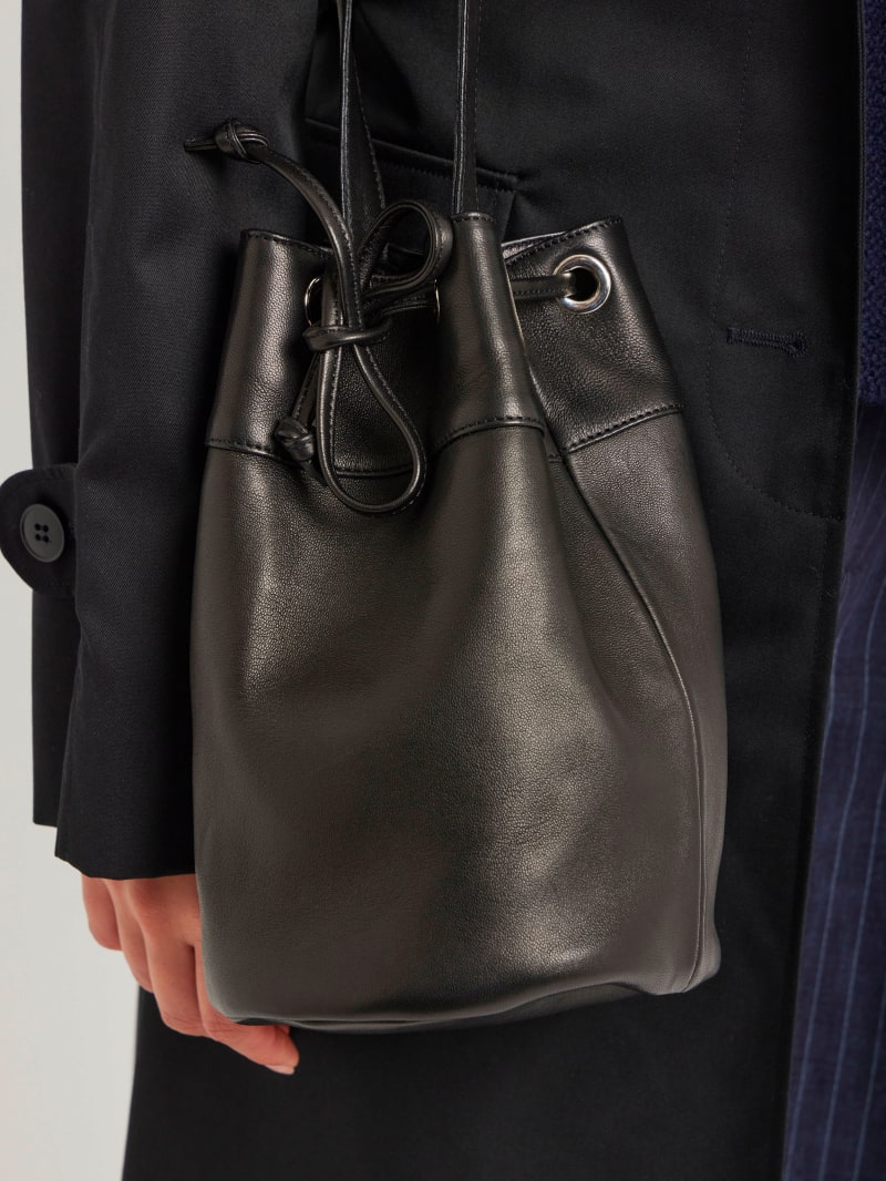 sac Yse en cuir noir image number 3
