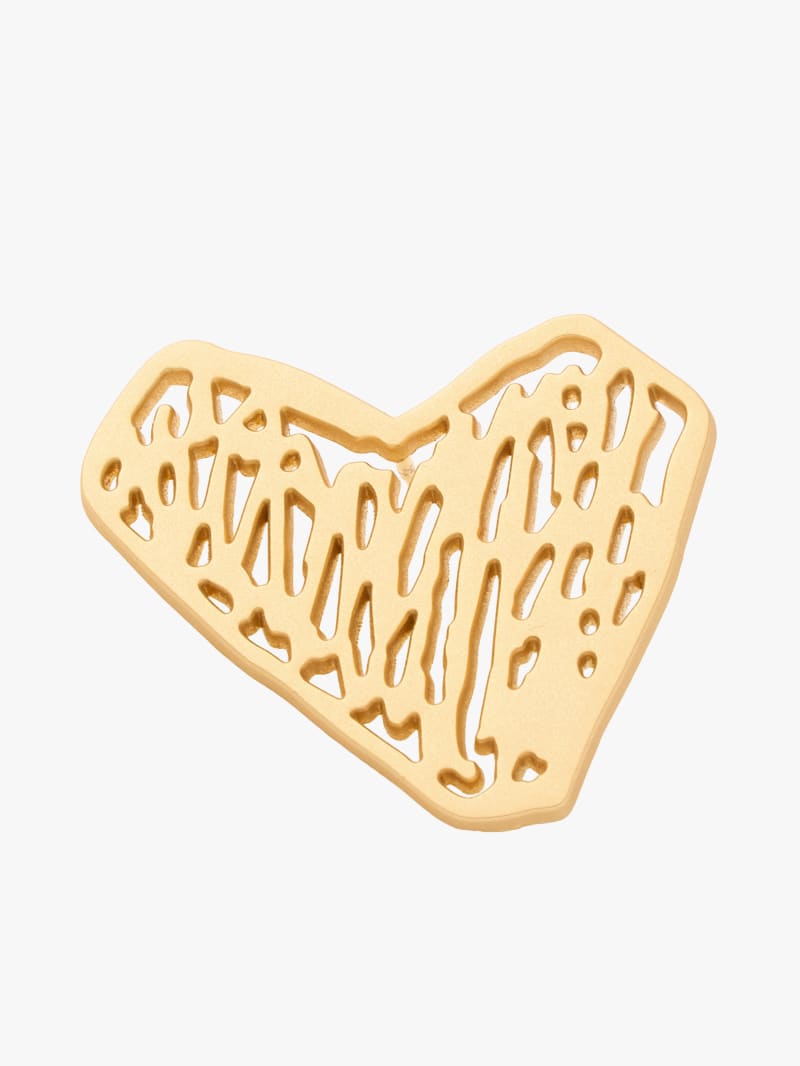 Heart pin image number 0