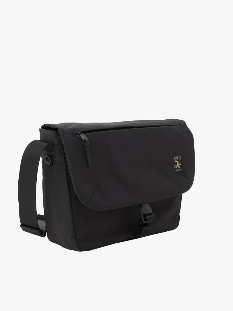 black leather shoulder bag image number 2
