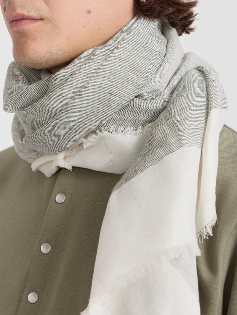 grey Martin scarf in linen and cotton image number 3