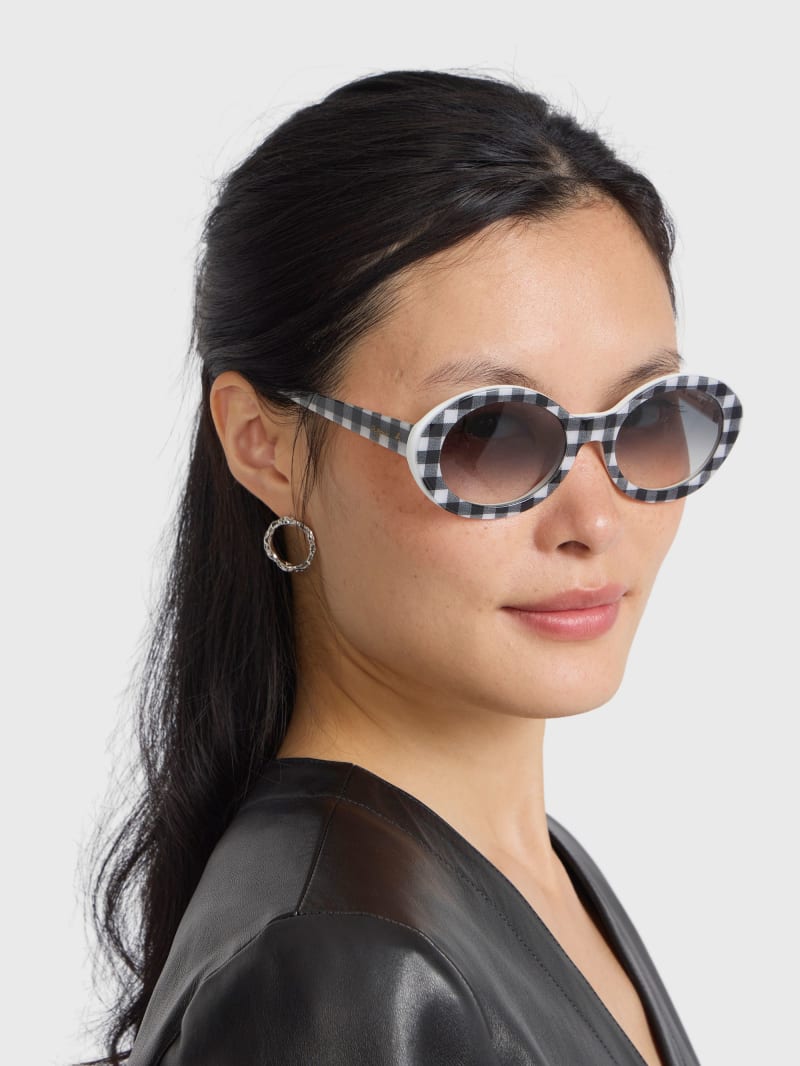 lunettes de soleil Romy ovale image number 2
