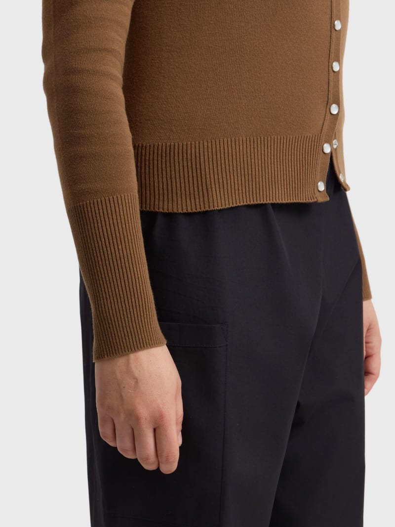  image number 3