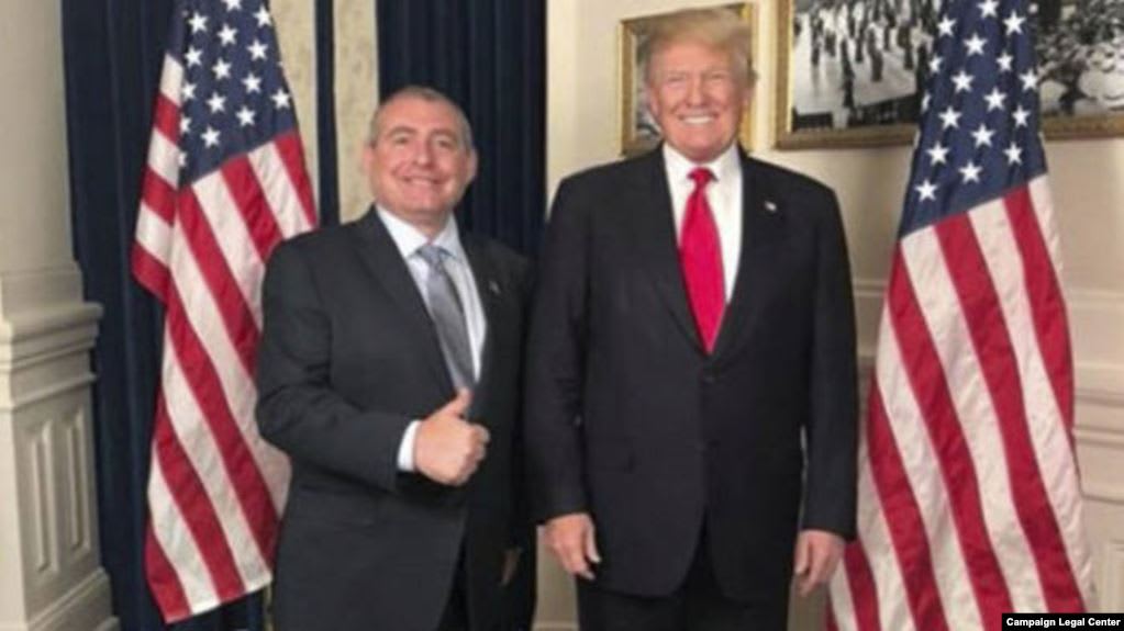 Опубликовано видео, на котором Трамп и Лев Парнас обсуждают Украину Опубликовано видео, на котором Трамп и Лев Парнас обсуждают Украину
