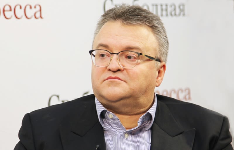Российский микробиолог подтвердил, что вирус Sars-Cov-2 был создан в российских биолабораториях Российский микробиолог подтвердил, что вирус Sars-Cov-2 был создан в российских биолабораториях
