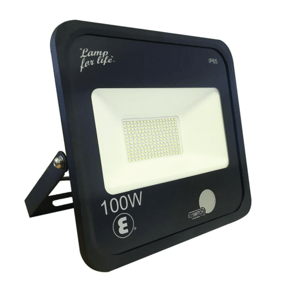 Ellies Floodlight Led Day night Agrimark