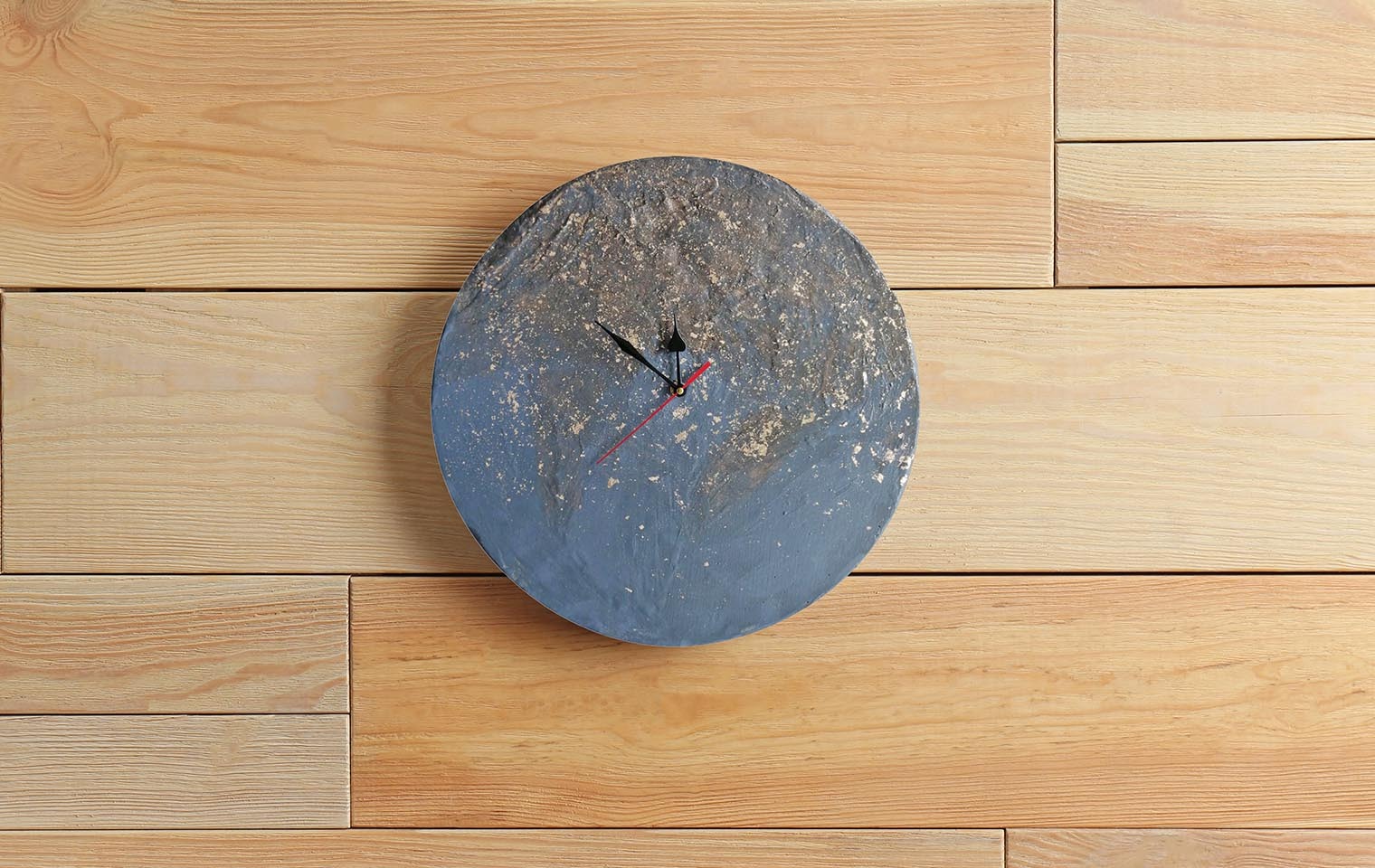 Create a wall clock