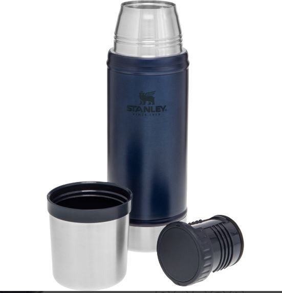 Stanley Classic Flask 470ml Navy Agrimark