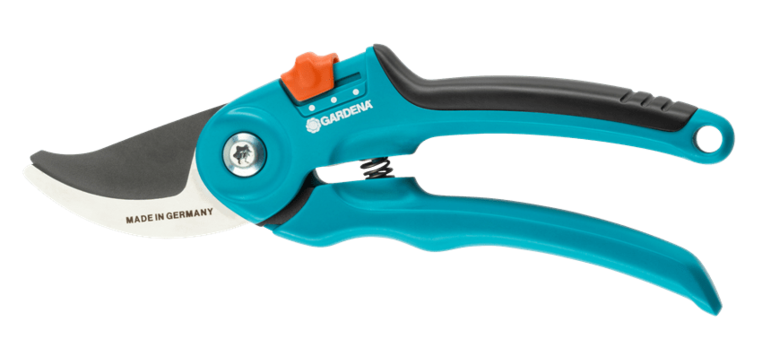 Gardena Secateurs Bypass M | Agrimark
