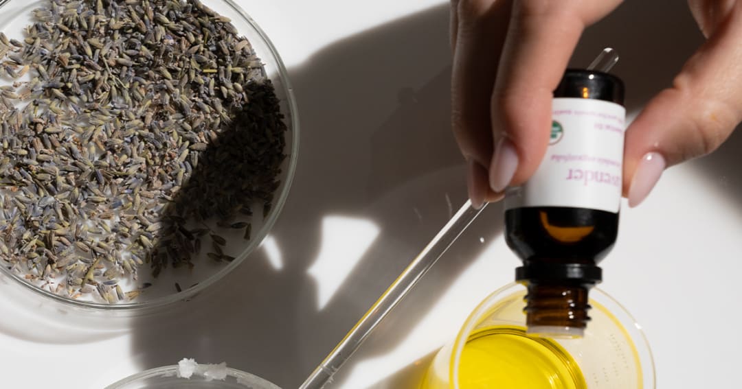 Lavender Essential Oil Benefits & Uses: Everything You Need to Know! — article image 4