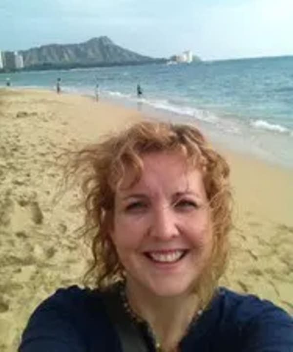 Jennifer Russell, Animal Care and Aromahead certification graduate