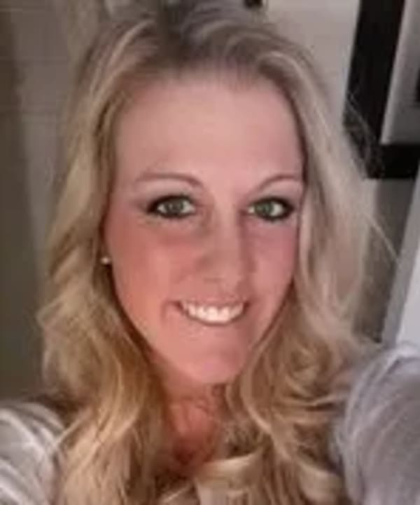 Kimberly Daun, Practitioner and Aromahead certification graduate