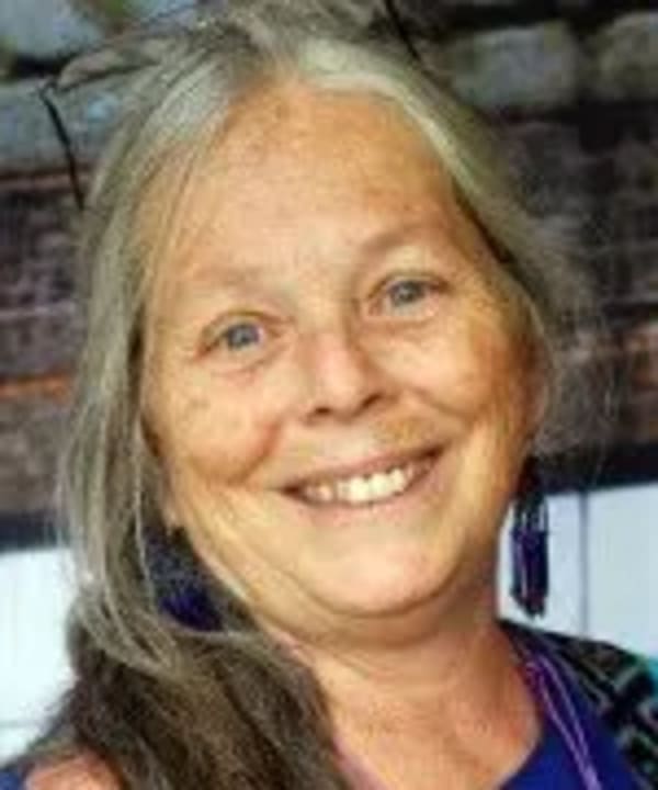 Gaia Rettinghouse, Practitioner and Aromahead certification graduate