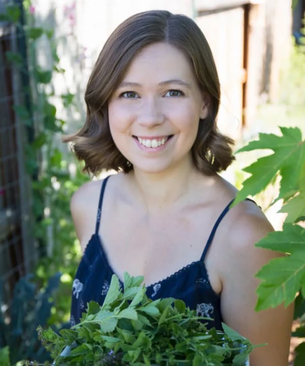 Erin Stewart, Educator and Aromahead certification graduate