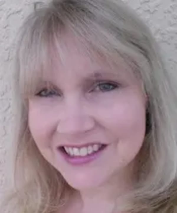 Susan Gunelius, Product Maker and Aromahead certification graduate