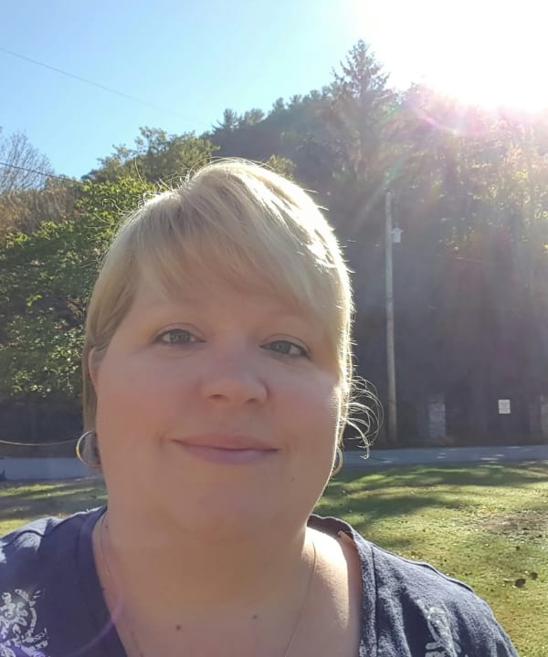 Penny Spring, Practitioner and Aromahead certification graduate