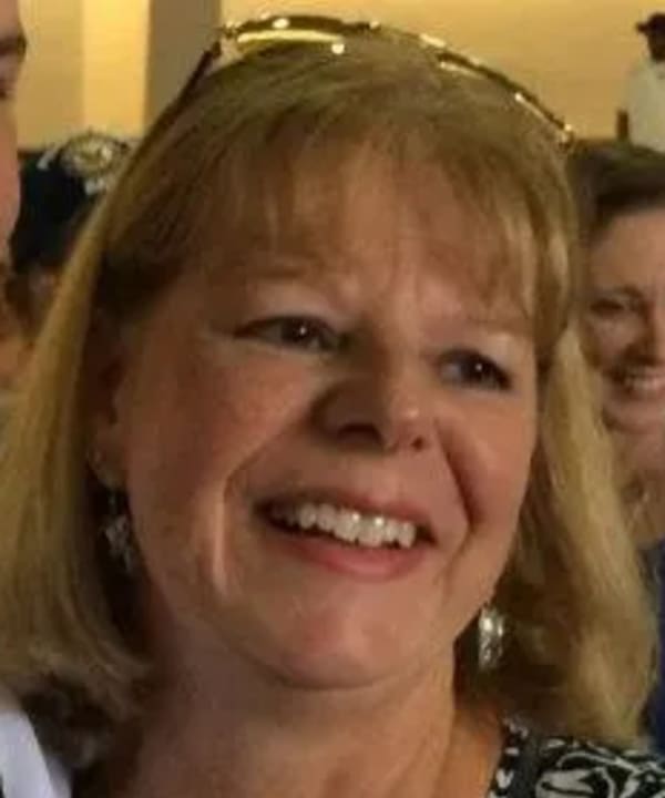 Kathy Rhoades-Wright, Clinical and Aromahead certification graduate