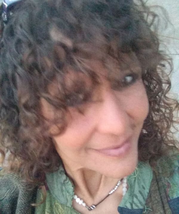 Caterina O'Sullivan, Practitioner and Aromahead certification graduate