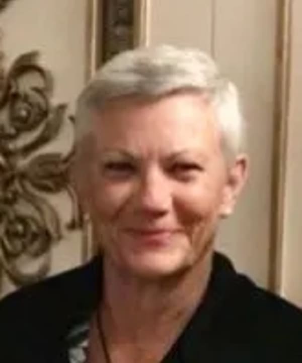 Linda Huber, Bodywork and Aromahead certification graduate