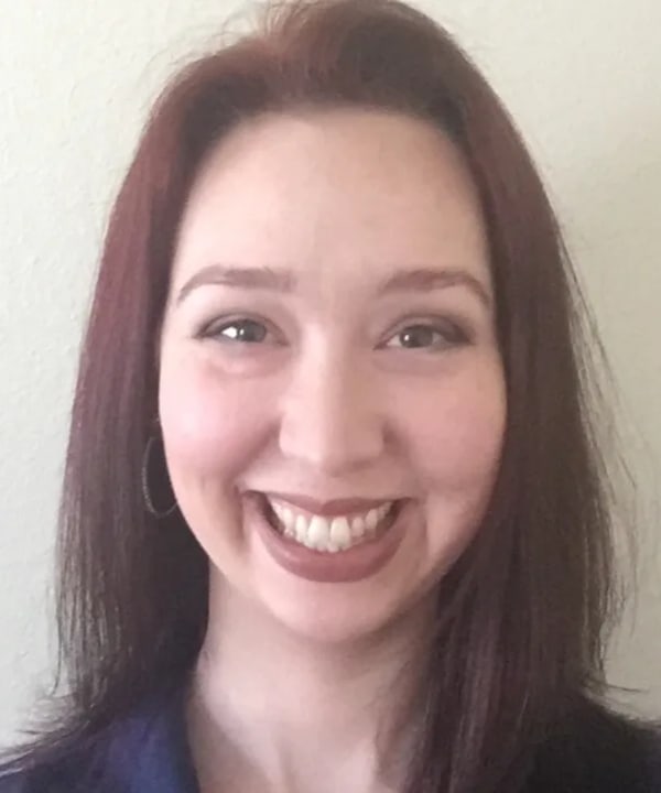 Amber Dehn, Bodywork and Aromahead certification graduate