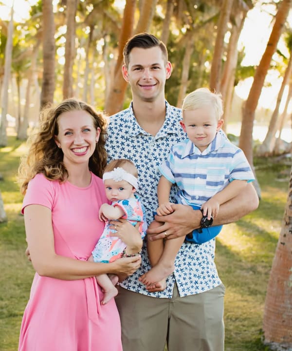 Gracie Lewis, Practitioner and Aromahead certification graduate